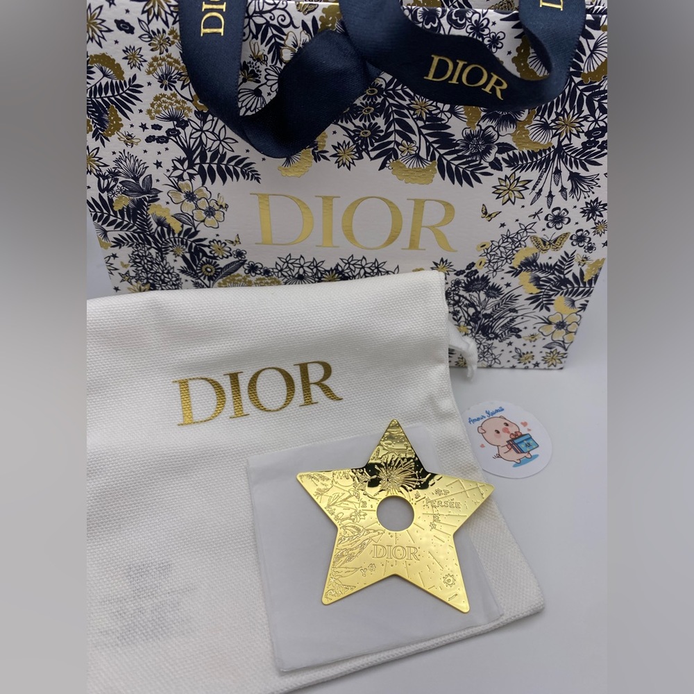 Dior star charm / ornament & Gift bag, dust bag.